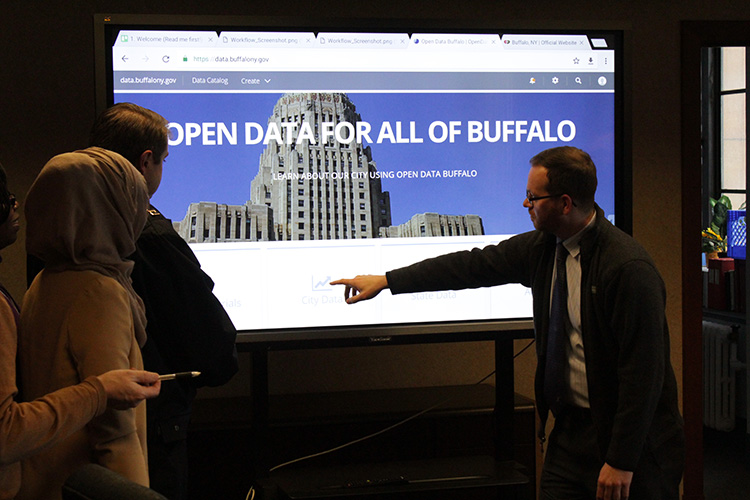 Kirk McLean, special assistant to the deputy mayor and Open Data Buffalo program manager, presents the Open Data Buffalo website during the portal’s launch.